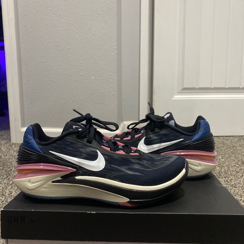 GT Cut 2 Black Desert Berry size 8